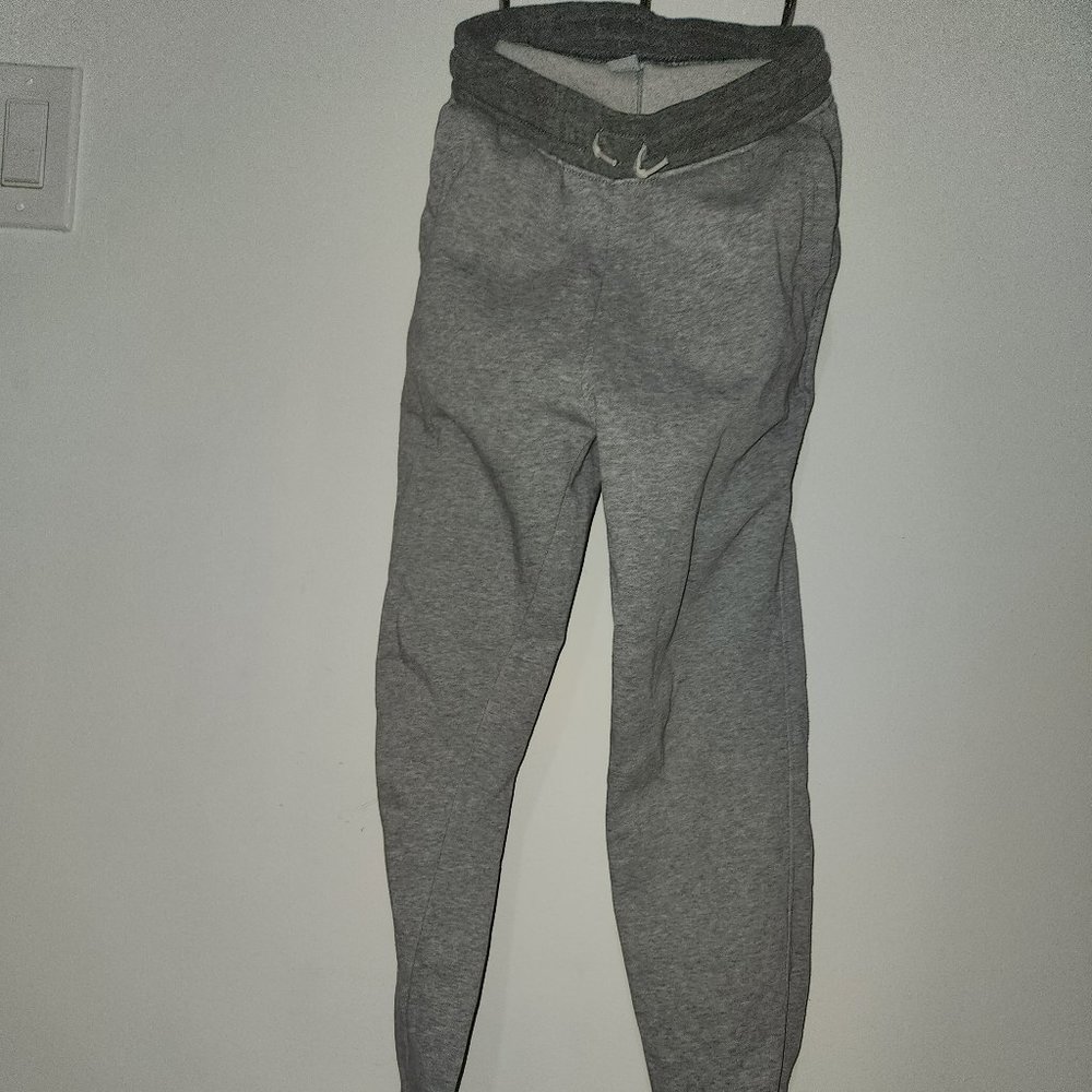 Old Navy Youth Gray Sweatpants (Large / Size: 10-12)
